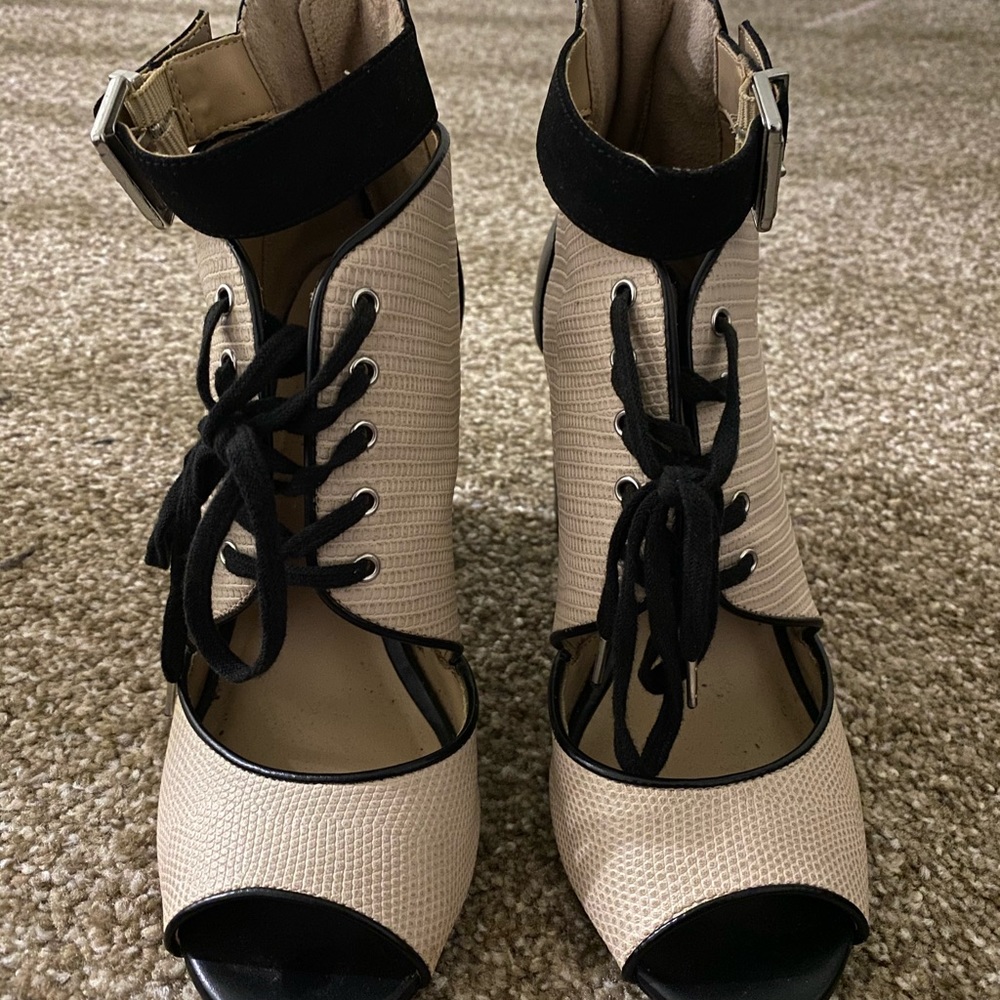 Juicy couture peep toes